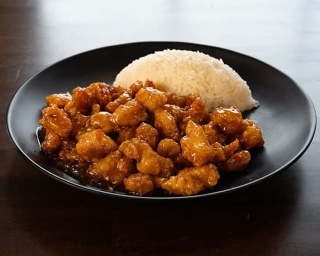 CHICKEN AND HONEY GARLIC CHICKEN.